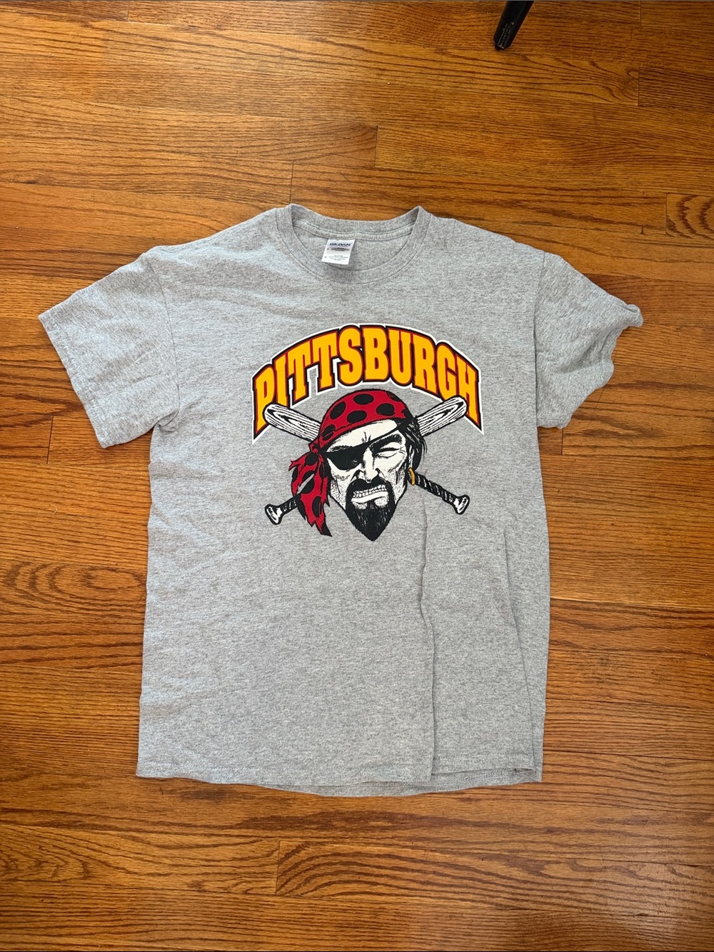 Pittsburgh Graphic Short-Sleeve T-Shirt - Gray